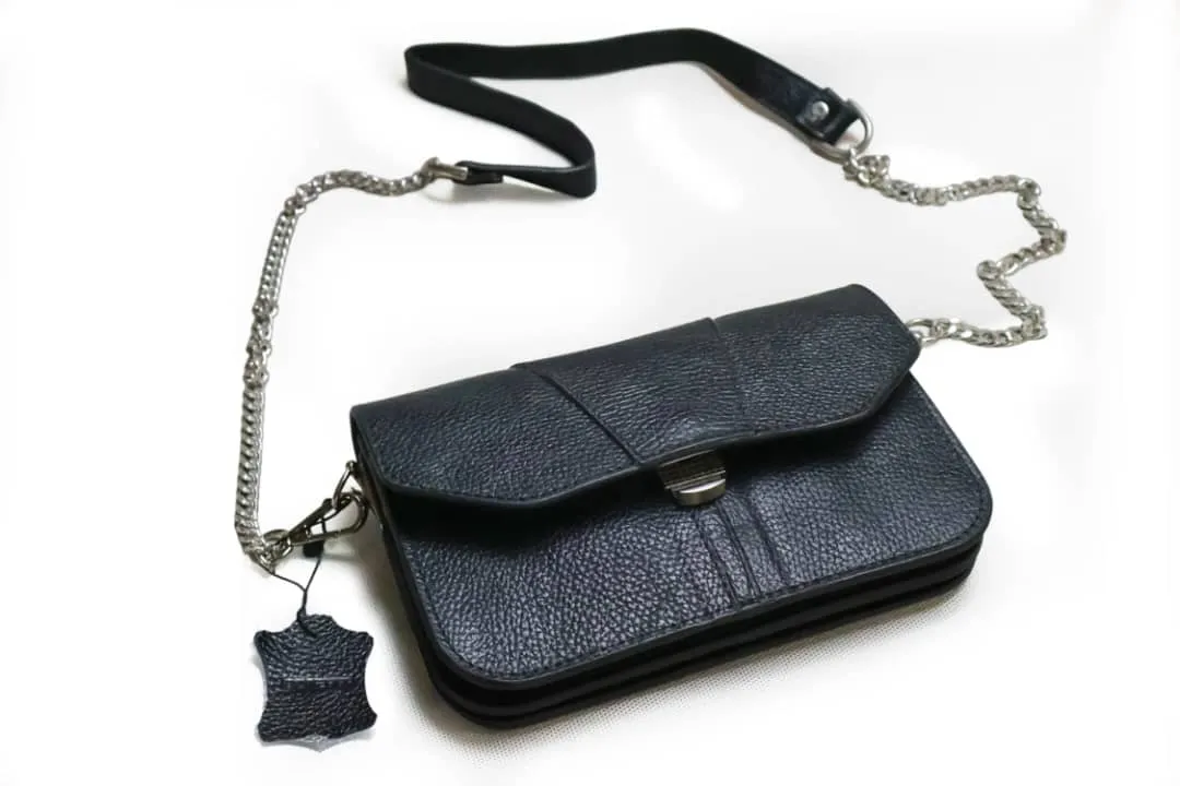 Black-Leather-Shoulder-Bag-sh